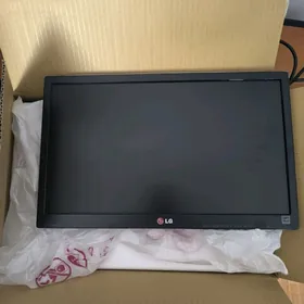 LG Monitor 19