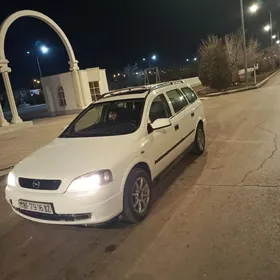Opel Astra 2000