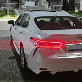 Toyota Camry 2020