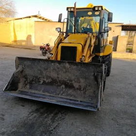 JCB 3CX Pothole Master 2011