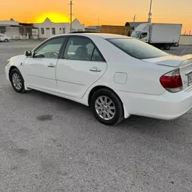 Toyota Camry 2003