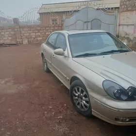 Hyundai Sonata 2003