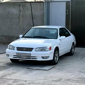 Toyota Camry 1998