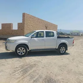 Toyota Hilux 2012