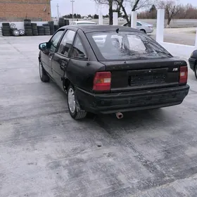 Opel Vectra 1991