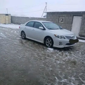 Toyota Corolla 2012