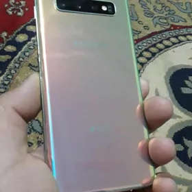 SAMSUNG S10