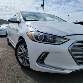 Hyundai Elantra 2019