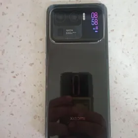 Xiaomi 11 ultra 12+4/256