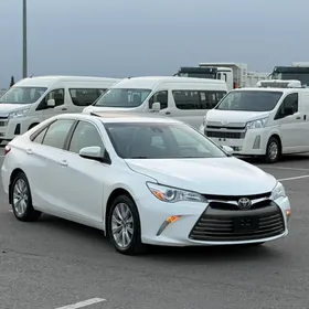 Toyota Camry 2017
