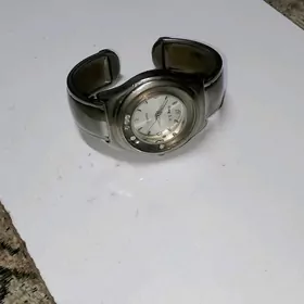 Gelin gyžlaryň el sagady