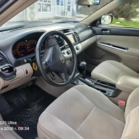 Toyota Camry 2005