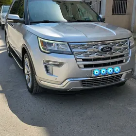 Ford Explorer 2019