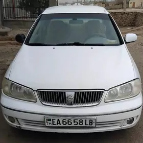 Nissan Sunny 2005