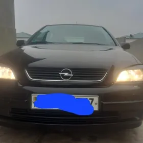 Opel Astra 2003
