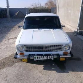 Lada 2104 1986