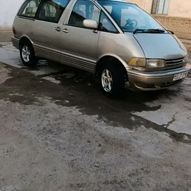 Toyota Previa 1993