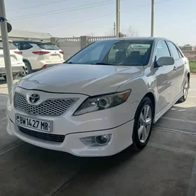 Toyota Camry 2010