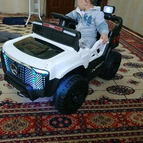 машина на пульте