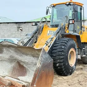 JCB Pilingmaster 2009