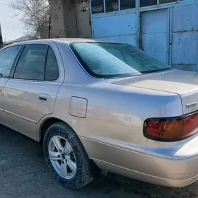 Toyota Camry 1995
