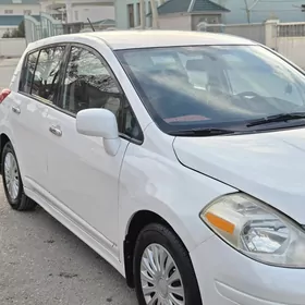 Nissan Versa 2010