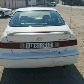 Toyota Camry 2000
