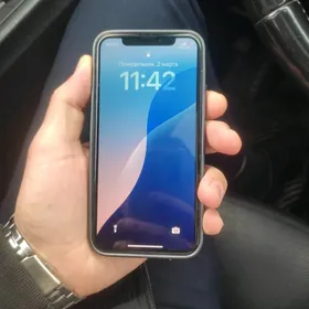 Aýfon xs 256 öwrülen 17 pro