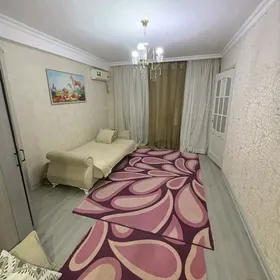 5 МКР, 3/2 ЭТ, 3 КОМНАТНАЯ