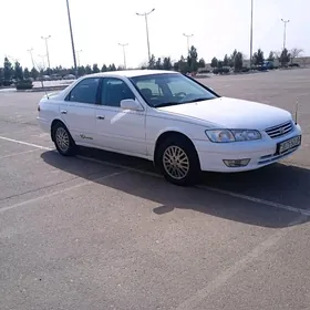 Toyota Camry 2000