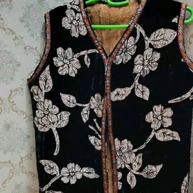 безрукавка теплая