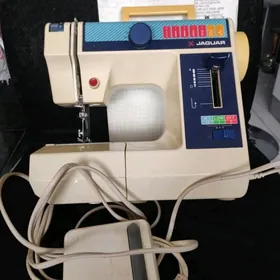 швейная машинка Jaguar Mini