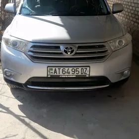 Toyota Highlander 2013