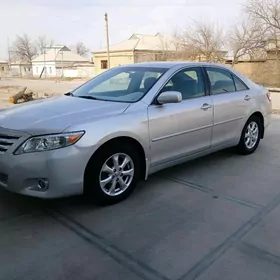 Toyota Camry 2010