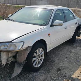 Toyota Camry 1997