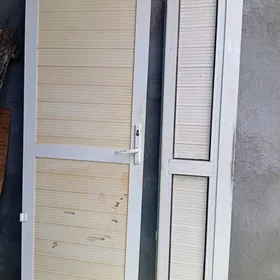 Plastic ayna gapylar