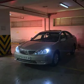 Toyota Camry 2005