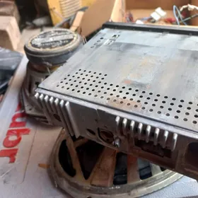 магнитофон калонка