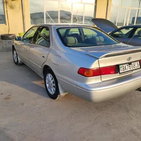 Toyota Camry 1999