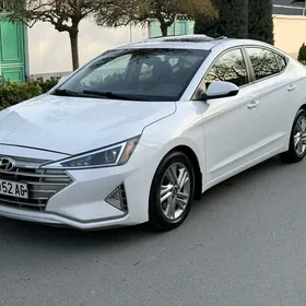 Hyundai Elantra 2020
