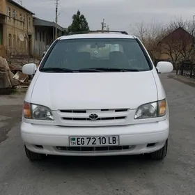 Toyota Sienna 2000