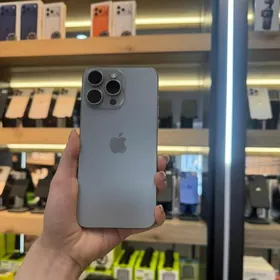 15 PRO MAX 256GB 87%