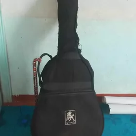 Yamaha gitara