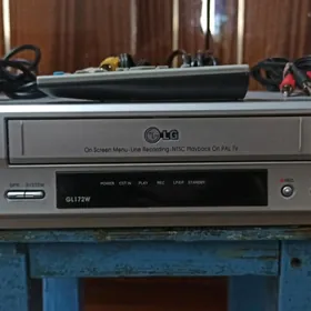 Видеомагнитофон LG GL172W