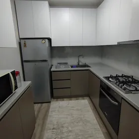 1 MKR  3 KOMNAT 68m2 2 ETAJ