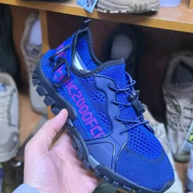 кроссовки 36-40 krassowki