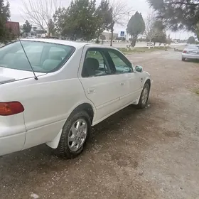 Toyota Camry 1999