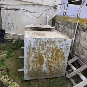 железный бак