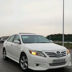 Toyota Camry 2011