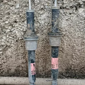 mersedes e350 0n amartizator